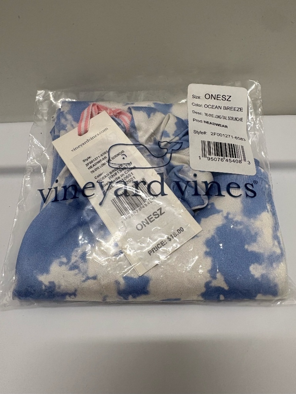 Vineyard Vines long tail scrunchie NWT